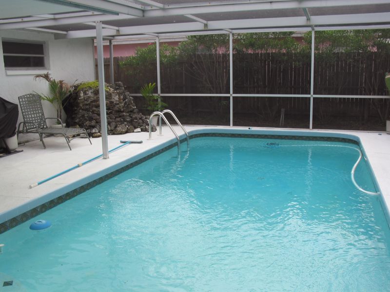 Pool Fencing Service